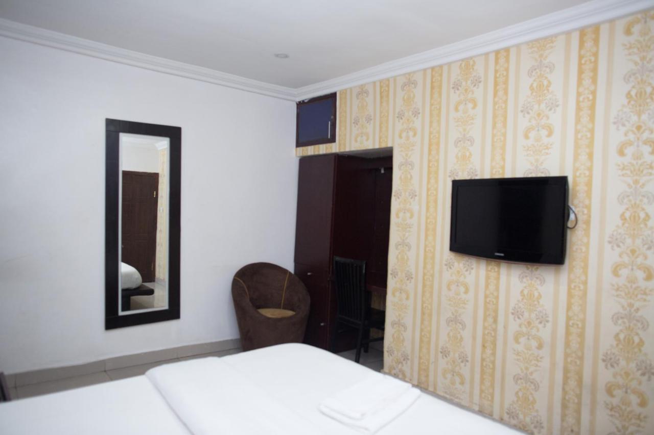 Connecting Lagos Suites Zewnętrze zdjęcie