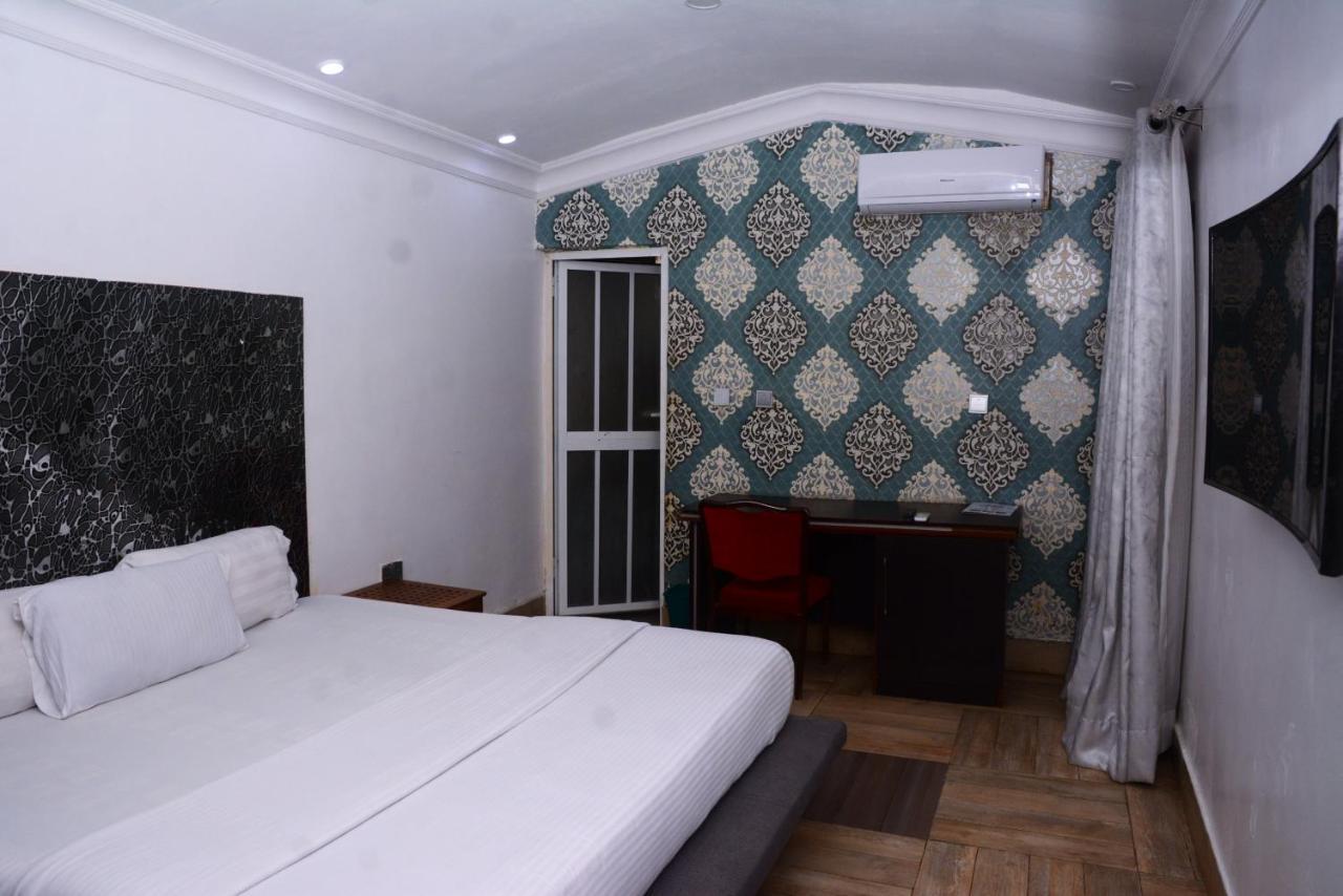 Connecting Lagos Suites Zewnętrze zdjęcie